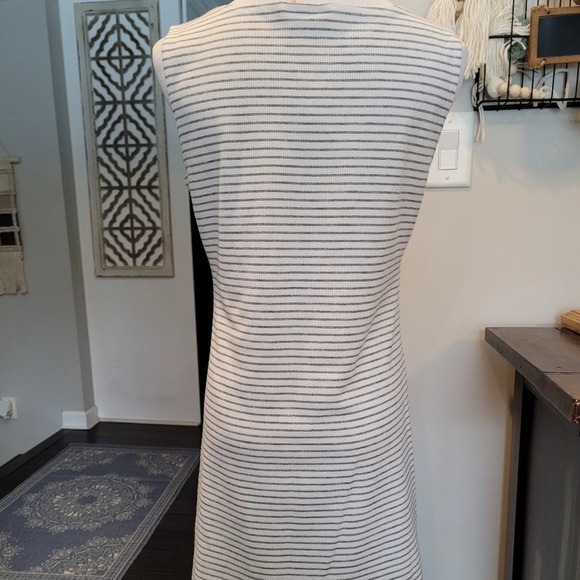 Logo by Lori Goldstein Striped Tank Minidress Tunic Beach Size Medium - Picture 3 of 8